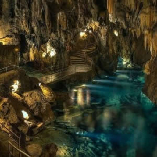 Gruta de las Maravillas (Huelva)