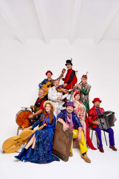 Hudaki Village Band (Ucrania)